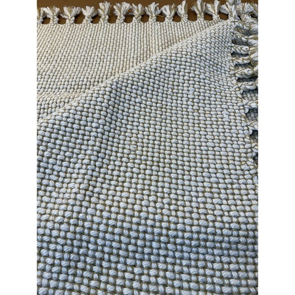 West Elm Marled Basket Weave Throw Blanket‎ 50x60 White & Gold - Picture 5 of 9